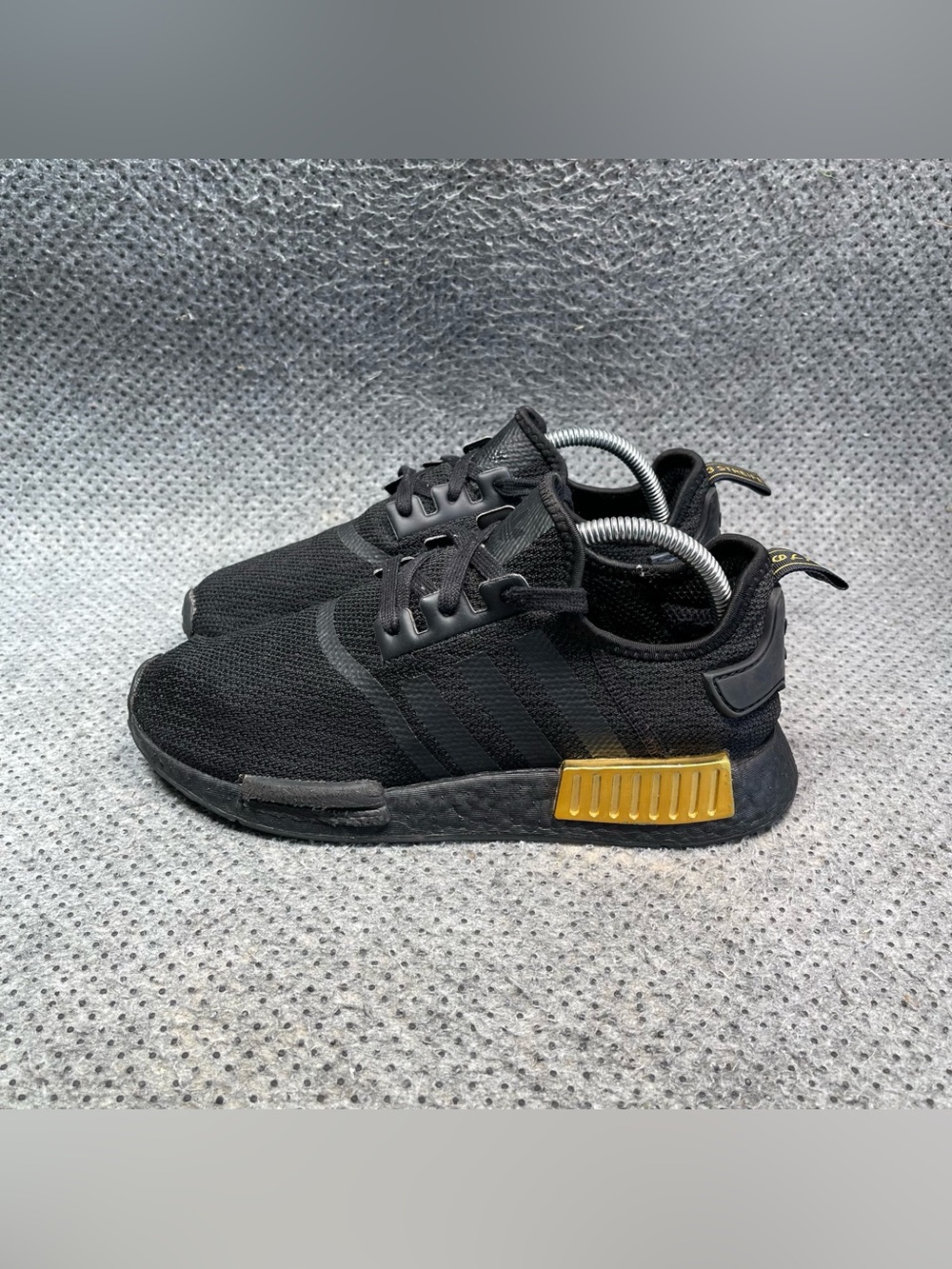 Adidas NMD R1 Black Running Shoes Size 8.5 Women’s
